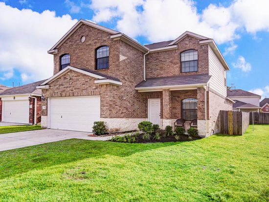 23623 Virginia Pine Dr, Tomball, TX 77375